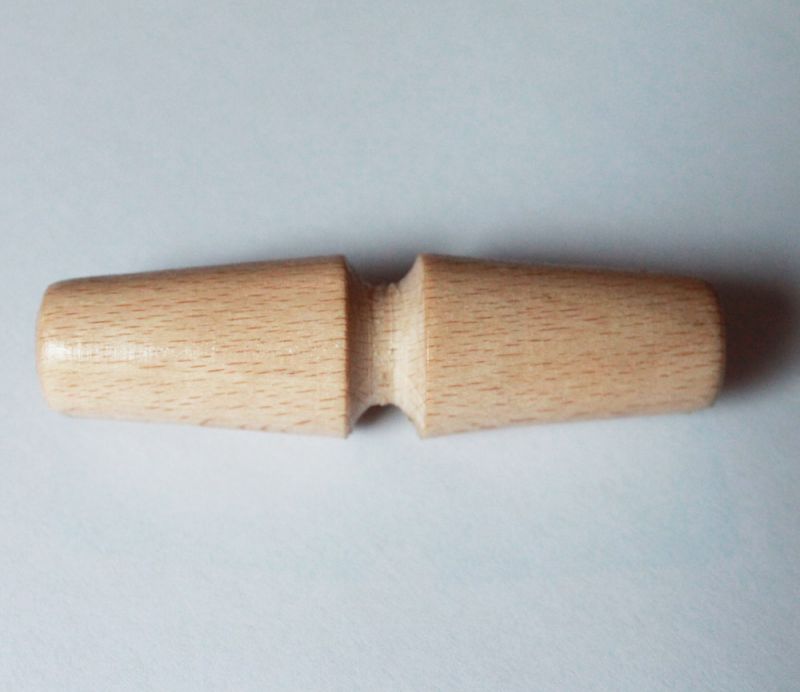 Wooden toggle 3.2" 8cm